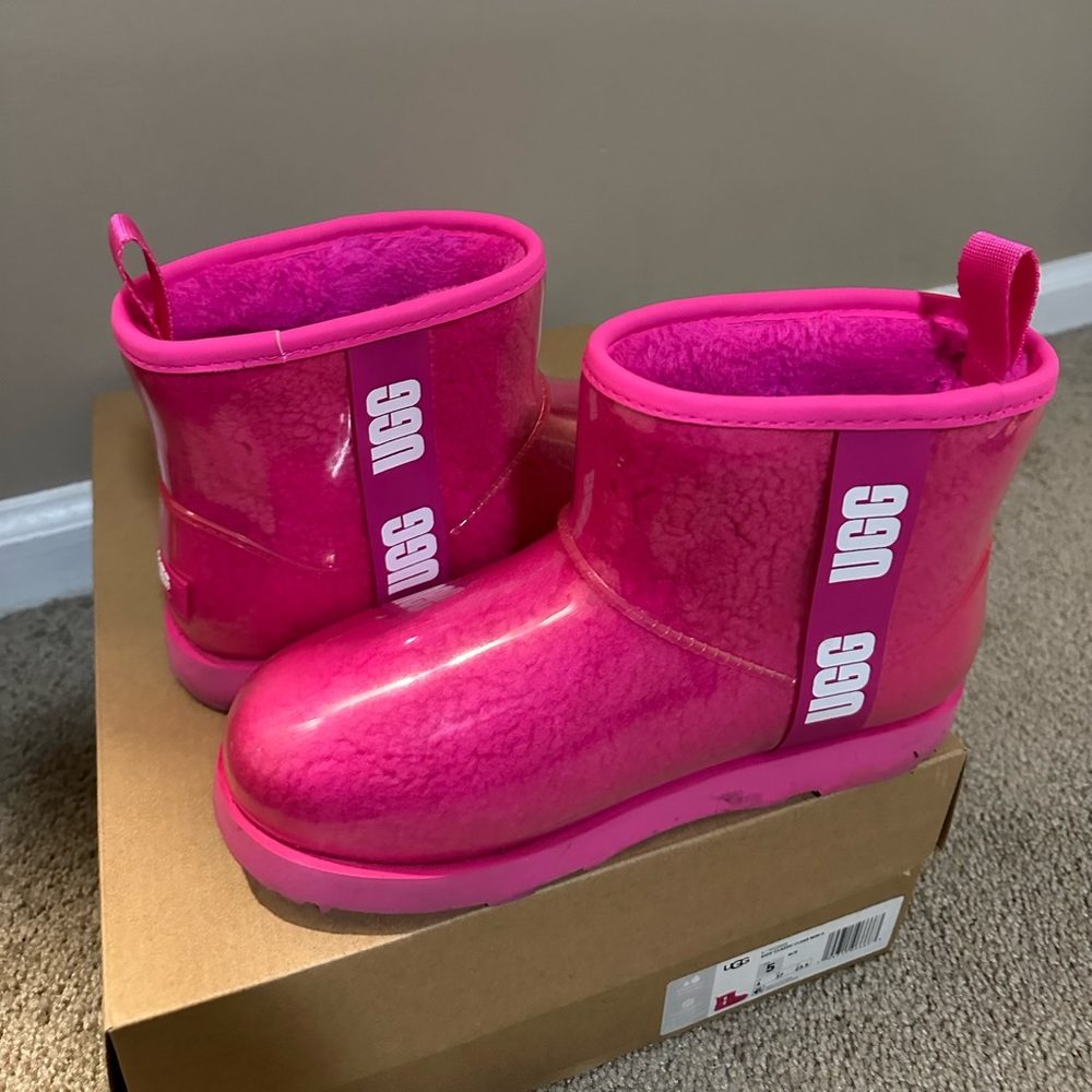 Classic Clear Mini III Hot Pink Boots - Picture 2 of 4